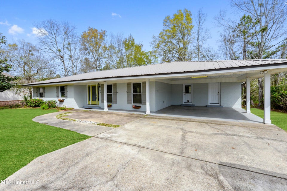 Alfonso Property Management